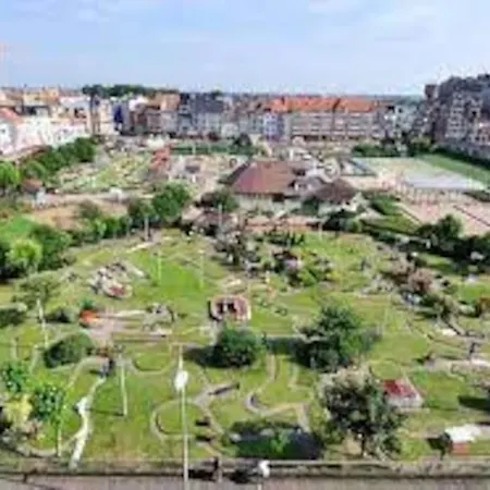 Modern Gemeubeld En Luxueus Ingericht